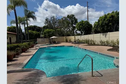 12830 Burbank #307, Valley Village, CA 91607 - Photo 32