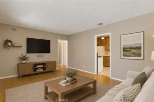 14766 Kingsbury St, Mission Hills (San Fernando), CA 91345 - Photo 8