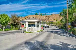 20160 Summit View Dr, Canyon Country, CA 91351 - Photo 42