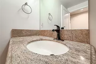 4724 Kester, Sherman Oaks, CA 91403 - Photo 26