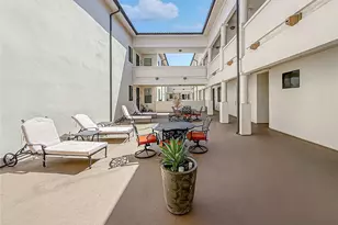 4724 Kester, Sherman Oaks, CA 91403 - Photo 38
