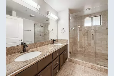 4724 Kester #109, Sherman Oaks, CA 91403 - Photo 18
