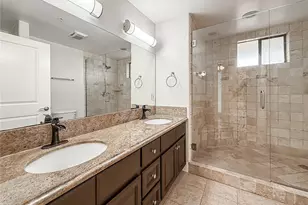4724 Kester, Sherman Oaks, CA 91403 - Photo 18