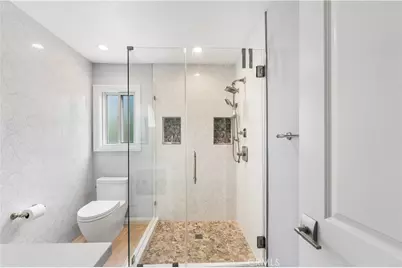 18333 Hatteras #6, Tarzana, CA 91356 - Photo 22