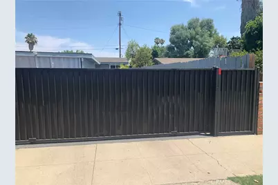 8214 Shirley, Los Angeles, CA 91335 - Photo 16
