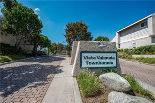 25145 Amberley, Valencia, CA 91355 - Photo 2