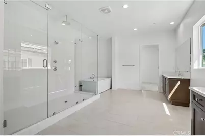 20580 Edgewood Court, Chatsworth, CA 91311 - Photo 32