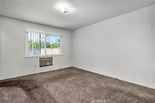 12319 Thelma St, Los Angeles, CA 91352 - Photo 14