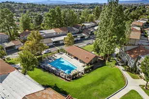26853 Avenida Terraza, Saugus, CA 91350 - Photo 32