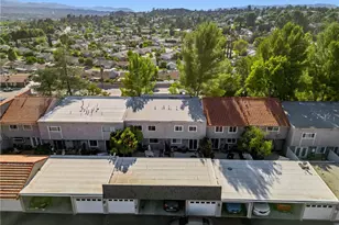 26853 Avenida Terraza, Saugus, CA 91350 - Photo 30