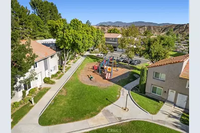 26853 Avenida Terraza, Saugus, CA 91350 - Photo 34