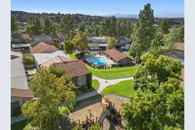 26853 Avenida Terraza, Saugus, CA 91350 - Photo 36