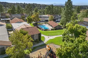 26853 Avenida Terraza, Saugus, CA 91350 - Photo 36