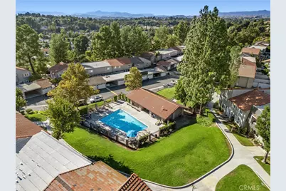 26853 Avenida Terraza, Saugus, CA 91350 - Photo 32