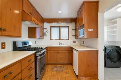 6438 Orion Avenue, Van Nuys, CA 91406 - Photo 12