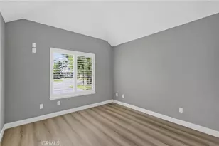 25906 Bellis Dr, Valencia, CA 91355 - Photo 14