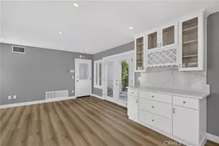 25906 Bellis Dr, Valencia, CA 91355 - Photo 12
