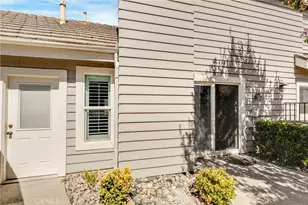 25906 Bellis Dr, Valencia, CA 91355 - Photo 32