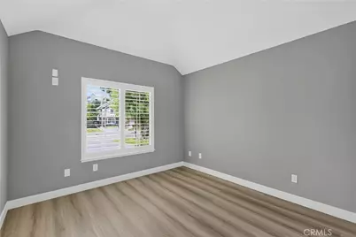 25906 Bellis Drive, Valencia, CA 91355 - Photo 14