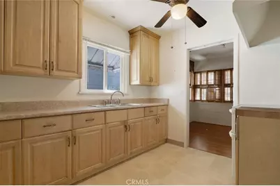 5412 Ben Avenue, Valley Village, CA 91607 - Photo 10