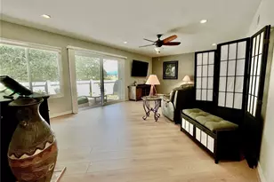 20042 Ave Of The Oaks, Newhall, CA 91321 - Photo 16