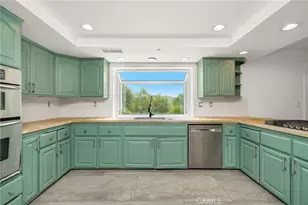 33247 Escondido Dr, Agua Dulce, CA 91390 - Photo 14