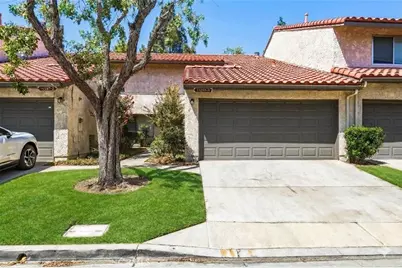 11257 Key West Avenue #3, Porter Ranch, CA 91326 - Photo 2