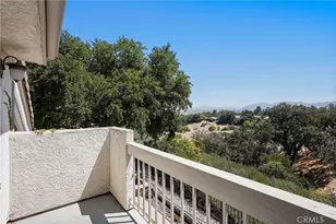 24406 Hampton Dr, Valencia, CA 91355 - Photo 32