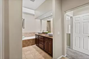 24406 Hampton Dr, Valencia, CA 91355 - Photo 34