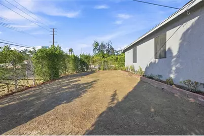 13532 Pierce St, Pacoima, CA 91331 - Photo 22