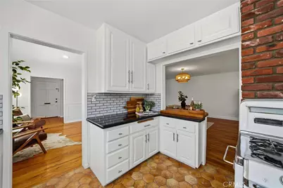 730 E Fairmount Road, Burbank, CA 91501 - Photo 22