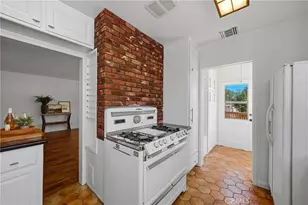 730 E Fairmount Rd, Burbank, CA 91501 - Photo 22