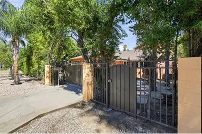 8320 Oakdale, Winnetka, CA 91306 - Photo 1