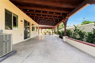 7861 Fluffy Duckling Ln, Winnetka, CA 91306 - Photo 32