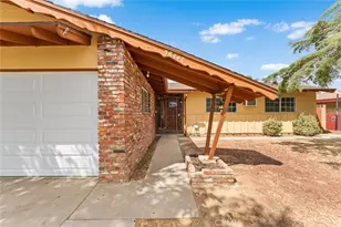 38447 2nd St, Palmdale, CA 93550 - Photo 2
