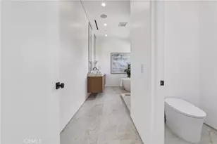 22816 Erwin, Los Angeles, CA 91367 - Photo 44
