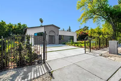 20100 Hatteras Street, Woodland Hills, CA 91367 - Photo 2