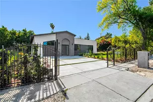 20100 Hatteras St, Woodland Hills, CA 91367 - Photo 2