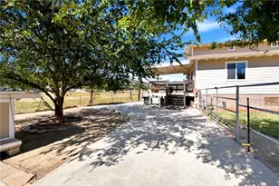 8646 Elizabeth Lake Rd, Leona Valley, CA 93551 - Photo 32