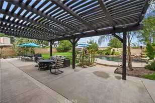 21215 Georgetown Dr, Saugus, CA 91350 - Photo 46