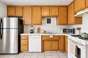 8924 N Loop, California City, CA 93505 - Photo 4
