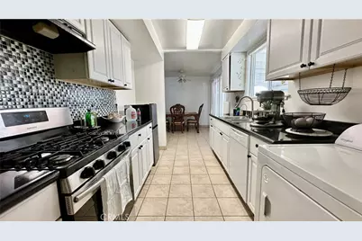 16409 Flanders, Granada Hills, CA 91344 - Photo 10