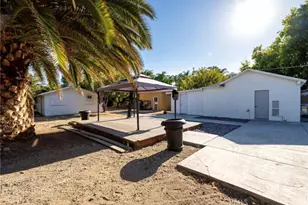 18942 Arminta St, Reseda, CA 91335 - Photo 14