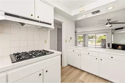 26728 Oak Garden Court, Newhall, CA 91321 - Photo 8