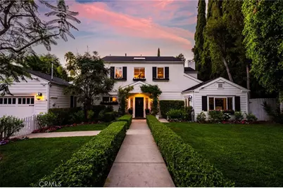14647 Valley Vista Boulevard, Sherman Oaks, CA 91403 - Photo 2