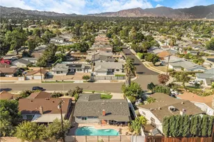 16634 Blackhawk, Granada Hills, CA 91344 - Photo 32