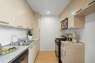 6250 Fulton, Los Angeles, CA 91401 - Photo 10
