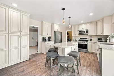 10640 Sylvia Ave, Porter Ranch, CA 91326 - Photo 8