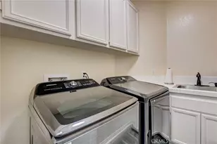 28404 Rock Canyon, Saugus, CA 91390 - Photo 18