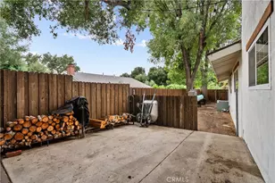 24019 Wildwood Canyon Rd, Newhall, CA 91321 - Photo 36